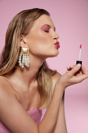 Shiny Liquid Lipstick - 304 -Lip Gloss - Dudak Parlatıcısı Thumbnail